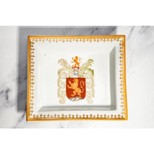 Stately Pair Vintage Porcelain Armorial Catchall Trays Heraldic Coat of Arms Dish Gold Gilt English Country Home Decor For Sale - Image 4 of 16