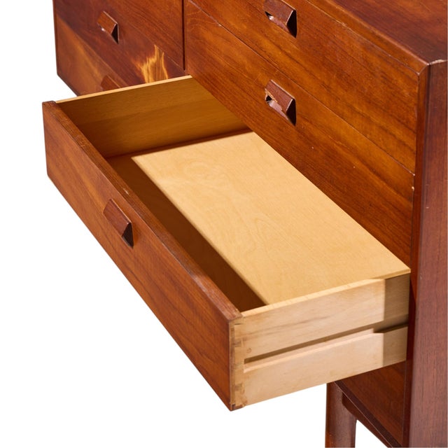 Wood Børge Mogensen for Søborg Møbelfabrik Mid Century Danish 8-Drawer Lowboy Dresser For Sale - Image 7 of 8