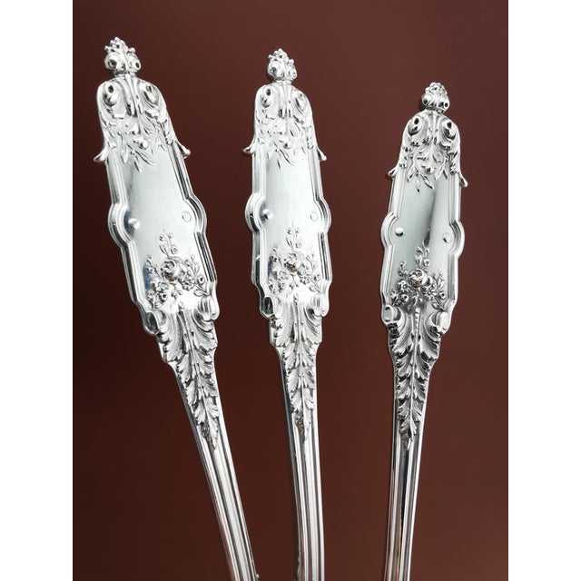 Magnificent set of 12 dessert spoons from the house of PUIFORCAT "Acanthe" pattern This pattern is one of the house's...