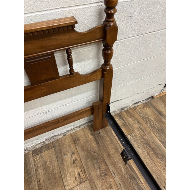 Vintage Convertible Queen or Full Size Cannonball Spindle Bed For Sale - Image 14 of 14