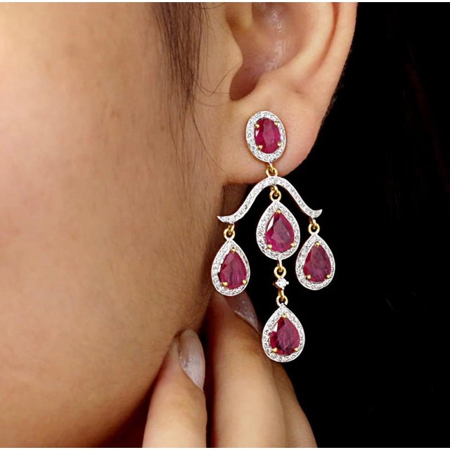 Modern Natural Ruby & Diamond Earring in 14k Gold For Sale - Image 3 of 8