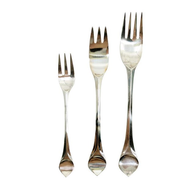 Rosenthal Six-Person Silver Plated Metal Lotus Cutlery Set by Wiinblad & Hansen for Rosenthal Studio Linie, 1960s, Set of 48 For Sale - Image 4 of 18