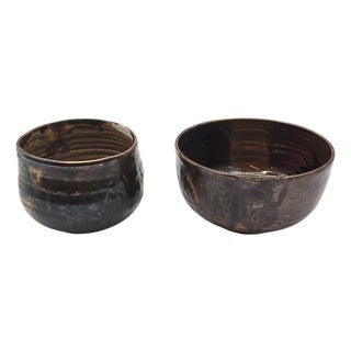 Studio Pottery Japanese Chawan Tea Bowls – Set of 2 Wabi Sabi Artisan Vessels For Sale