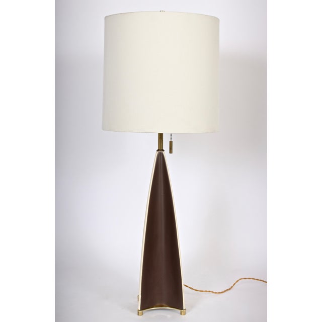 Mid 20th Century 1950s Gerald Thurston Lightolier Porcelain "Fin" Table Lamp For Sale - Image 5 of 13
