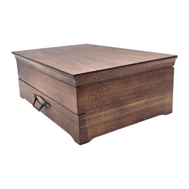 1847 Rogers Bros Garland Silverplate Flatware Service — 80pc With Wood Chest For Sale - Image 12 of 13