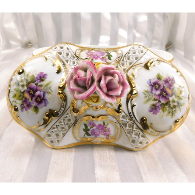 KPM Royal Porcelain Manufacturing Large Footed Trinket Jewelry Box For Sale - Image 4 of 7