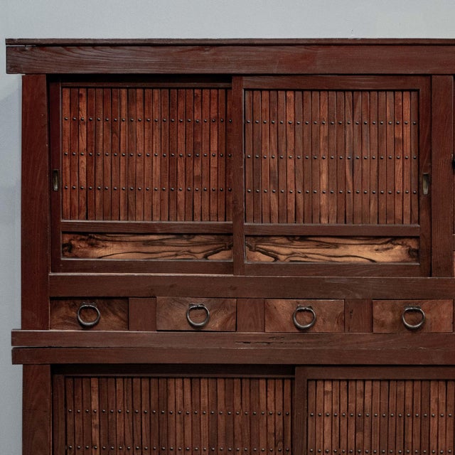 Antique Japanese Meiji Period Two Piece Tansu Chest (Goshu Mizuya) For Sale In Denver - Image 6 of 10