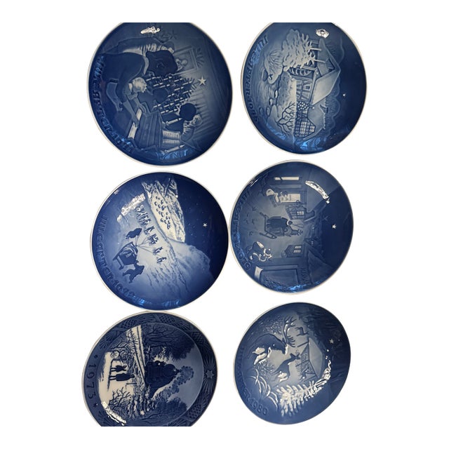 1970s Collectible Plates Going Home for Christmas For Sale