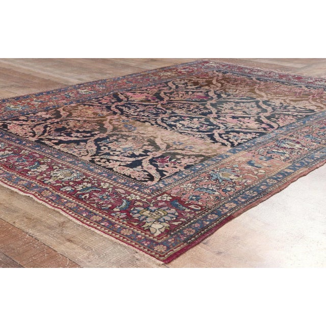 Textile Early 20th Century Antique Persian Isfahan Rug - 04'09 X 06'09 For Sale - Image 7 of 9