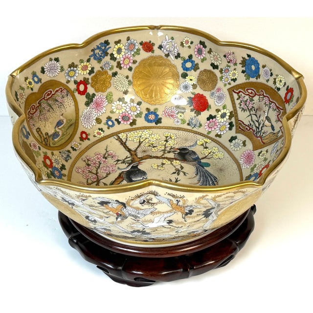 Exceptional Monumental Meiji Period Kyoto Satsuma Bowl, Attrib. Kinkozan Studio For Sale - Image 9 of 16
