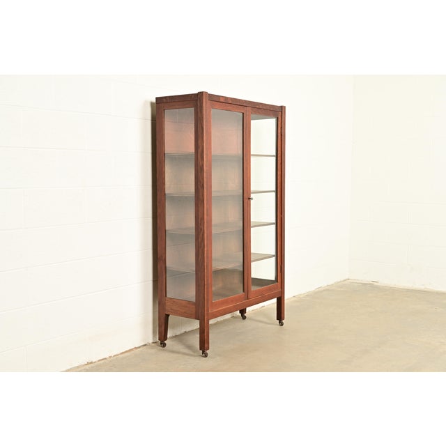 Charles Limbert Stickley Brothers Style Antique Mission Oak Arts & Crafts Bookcase Cabinet, Circa 1910 For Sale - Image 4 of 10