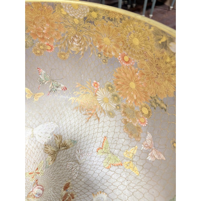 Museum Quality Japanese Gilt-Decorated Porcelain Bowl With Butterflies, Kyoto For Sale - Image 18 of 18