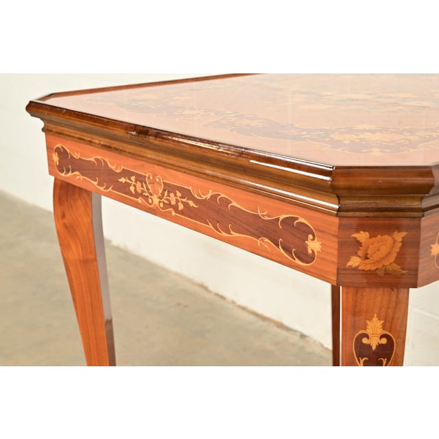 Italian Louis XVI Kingwood Inlaid Marquetry Flip Top Game Table For Sale - Image 13 of 16