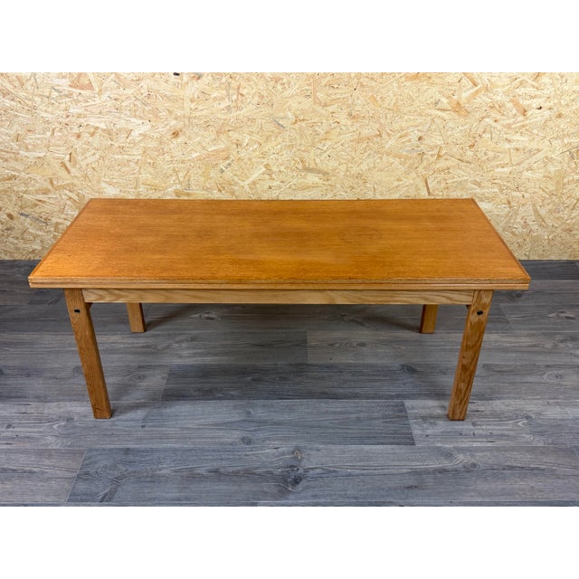 1960s/70s Oak Dining Table, Danish Modern Design, Denmark Item: Dining Table Manufacturer: Unknown Condition: Good -...