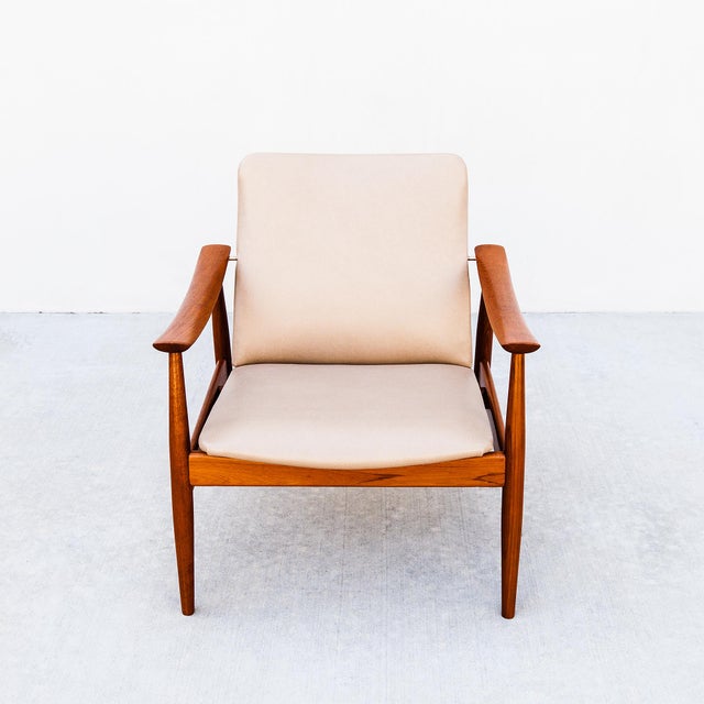 Restored Finn Juhl Fd 138 Danish Modern Teak Lounge Chair by France & Son, 1960s For Sale - Image 17 of 17