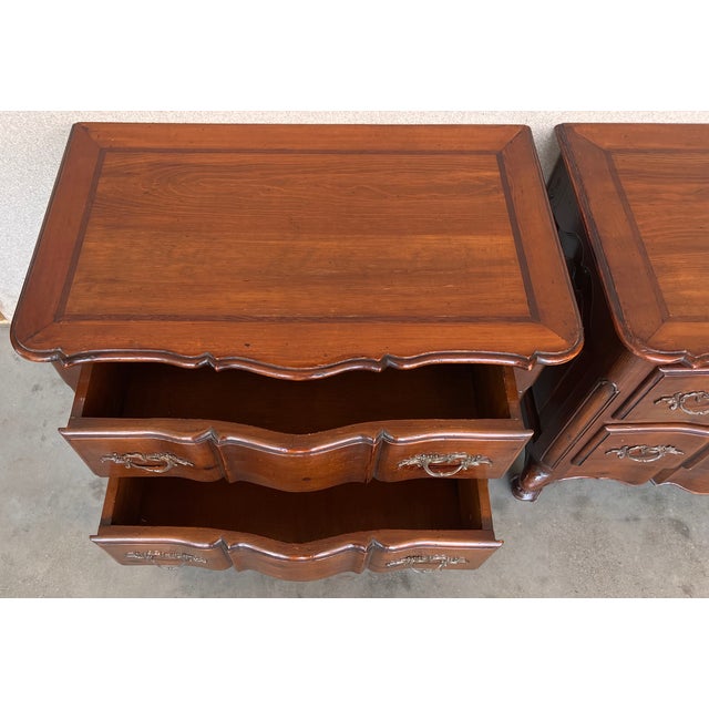 Wood Pair of Italian Baroque Burled Walnut Chests of Nightstands For Sale - Image 7 of 12