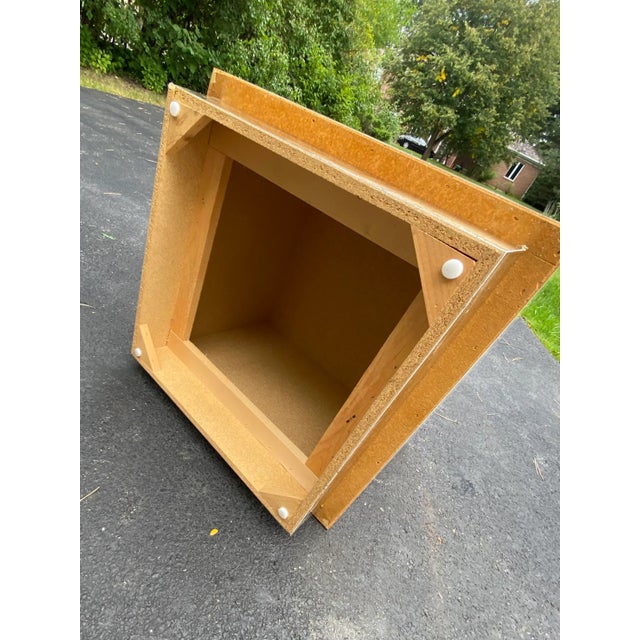 Mid-Century Modern 1990s Milo Baughman Style Lacquered Brass Plinth Base End Tables - a Pair For Sale - Image 3 of 12