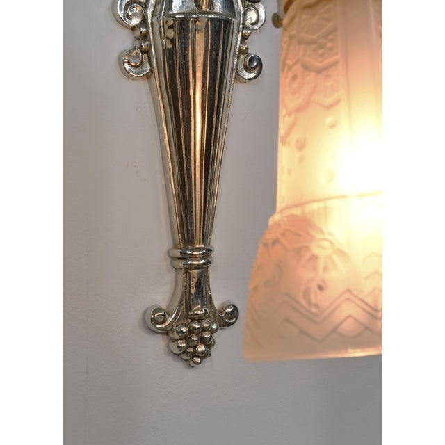 Single French Art Deco Wall Sconce by Muller Freres & A. Richard 1920s France For Sale - Image 9 of 13