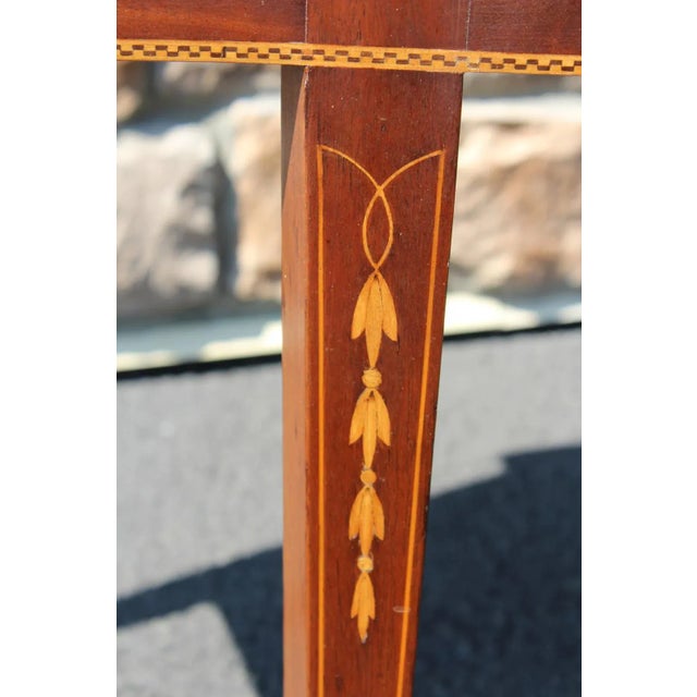 Brown Kittinger Mahogany Brandy Board Server With Bellflower Inlay For Sale - Image 8 of 15