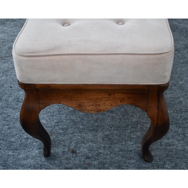 French Country Window Bench Vintage Tufted Upholstered Carved End Stool For Sale In Philadelphia - Image 6 of 15
