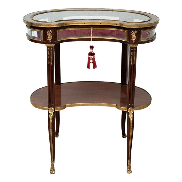 19th Century Napoleon III Mahogany Display Cabinet with Gilded Bronze Inlays, France For Sale