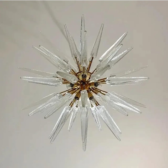 2020s Italian 51-Tip Murano Glass Sputnik Chandelier, Clear Transparent For Sale - Image 5 of 12
