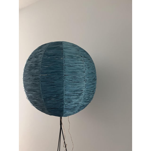 Mid-Century Tripod Floor Lamp with Blue Raffia Shade, 1950s For Sale - Image 10 of 12