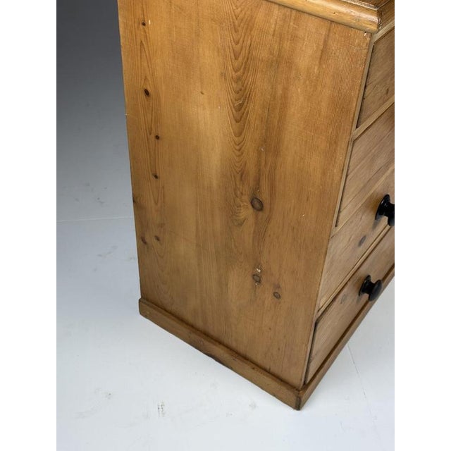 Pine Chest of Drawers, 19th Century For Sale - Image 5 of 15