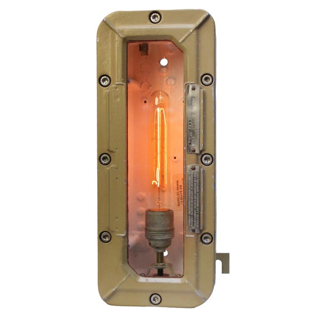 Vintage French Industrial Beige Cast Aluminium Wall Sconce from Mapelec For Sale - Image 4 of 6