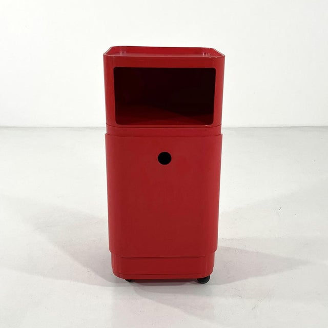 Red Laundry Bin by Anna Castelli for Kartell, 1970s For Sale - Image 10 of 10