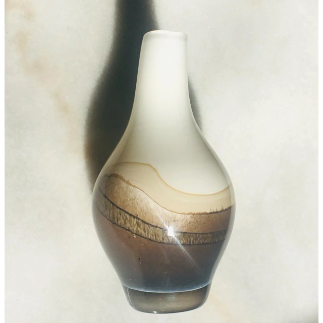 1970s Murano Italian Ombre Glass Vase 1970s Hand Blown Mid Century Modern For Sale - Image 5 of 8