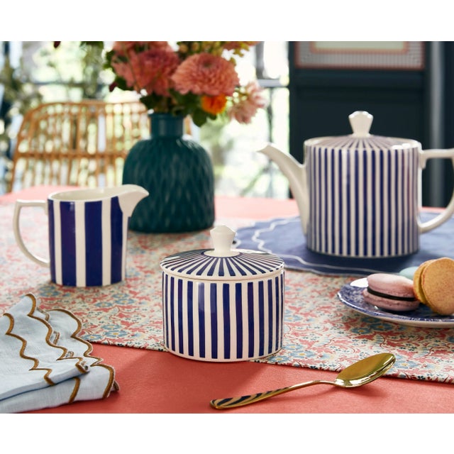 Spode Steccato Covered Sugar Bowl For Sale In New York - Image 6 of 6