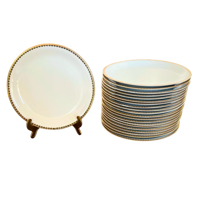 1950s French Porcelain Dinner Plates with Gilt Frieze from Limoges, 1950, Set of 20 For Sale - Image 5 of 5