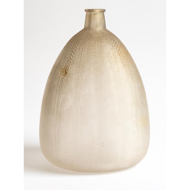1920s Mimosa Vase in Opalescent Glass by Rene Lalique, 1921 For Sale - Image 5 of 10