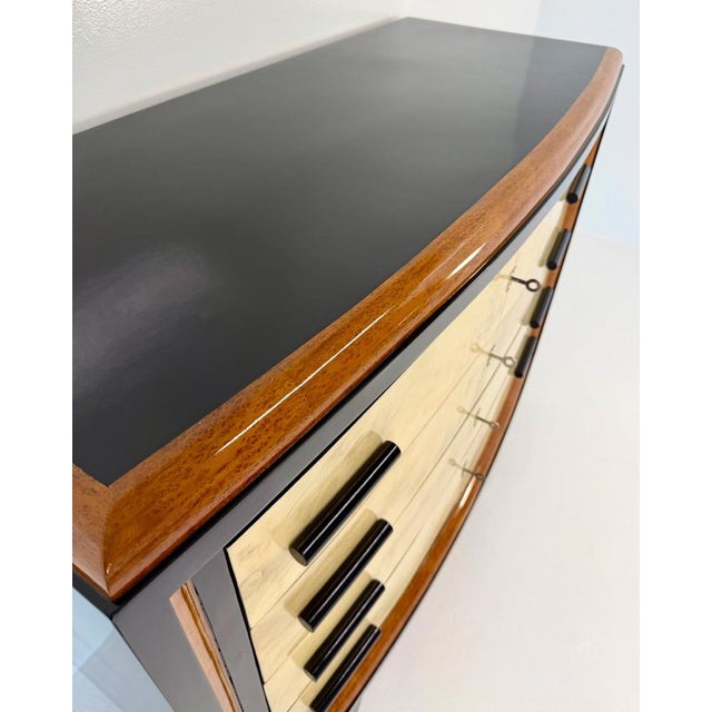 Italian Art Deco Chest of Drawers, 1940s For Sale - Image 12 of 16