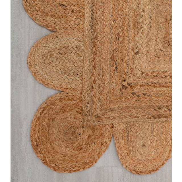 Brown 2.6'x20' Natural Color Jute Scallop Handmade Rug For Sale - Image 8 of 12