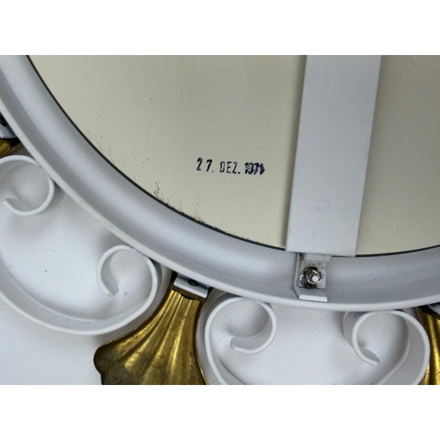 Vintage Curly Metal Brass Shells Eliptical Wall Mirror from Hillebrandt, 1971 For Sale - Image 4 of 7