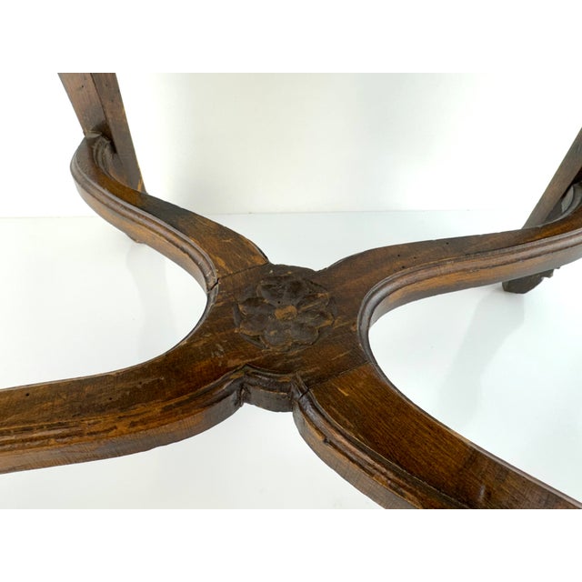 1930s Antique Louis XV Style Carved Walnut Caned Side Chair With Floral Crest For Sale - Image 5 of 13