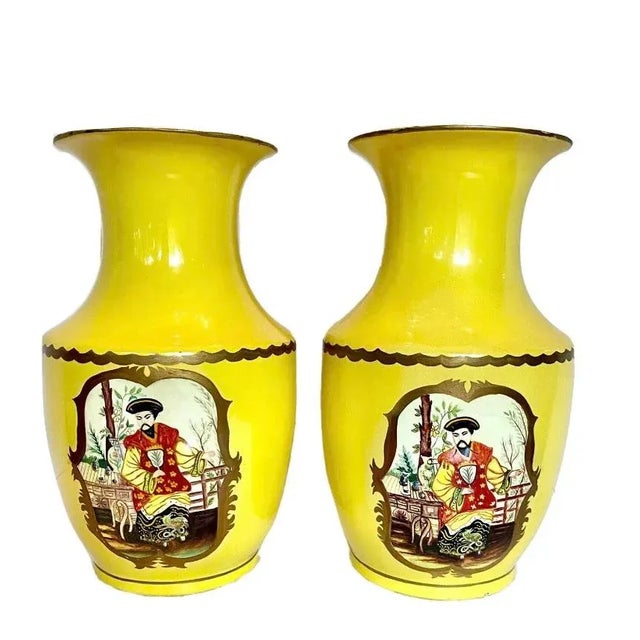 Asian Pair of Vintage Maitland-Smith Hand Painted Lemon Yellow Asian Portrait Vases For Sale - Image 3 of 11