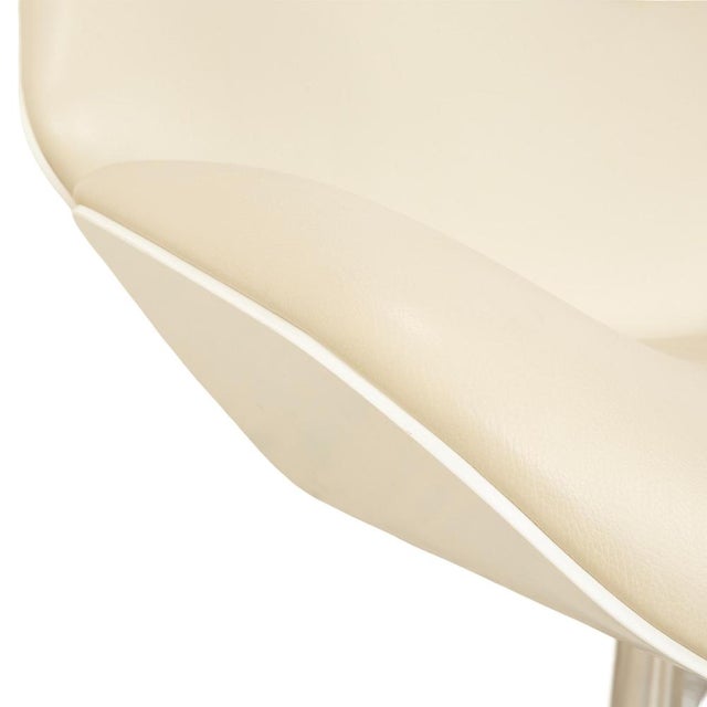 Set of Leather Chair and Ottoman from Cor For Sale - Image 6 of 18