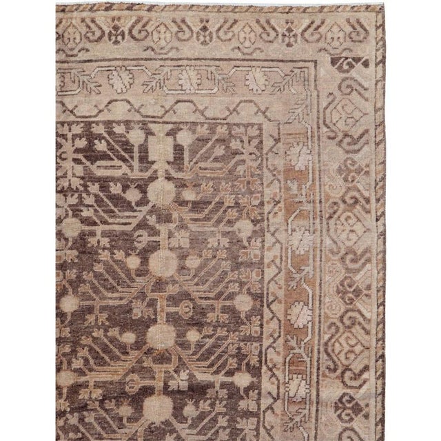 Doris Leslie Blau Vintage Khotan Floral Soft Beige Rug East Turkestan For Sale - Image 4 of 10