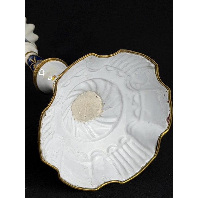 Enamel Candlestick attributed to South Staffordshire / Bilston, 1765-1775 For Sale - Image 12 of 13