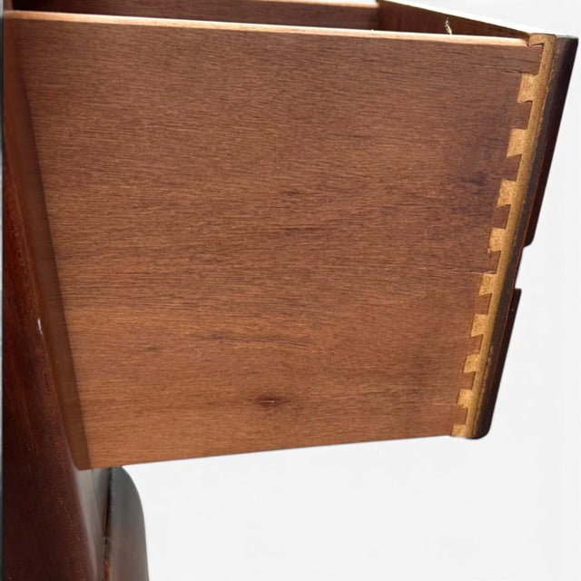 Vintage Sligh Solid Mahogany Queen Anne Writing Desk – Green Leather Top For Sale - Image 13 of 15