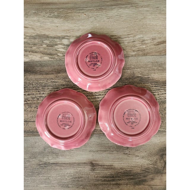 Mid-Century Modern Vintage Metlox Lotus Berry Bowls and Bread Plates - Set of 6 For Sale - Image 3 of 6