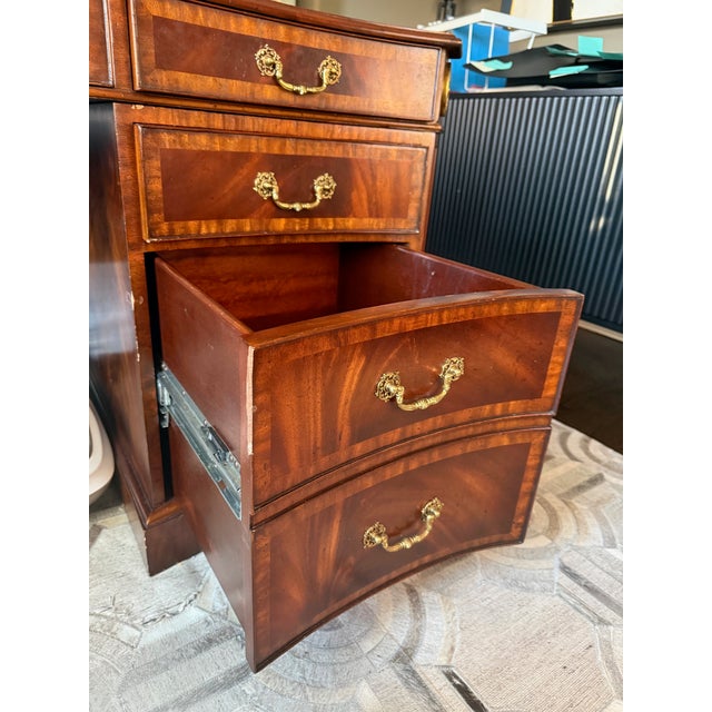 Late 20th Century Maitland Smith French Regency Louis XVI Flame Mahogany Serpentine Desk For Sale - Image 12 of 14