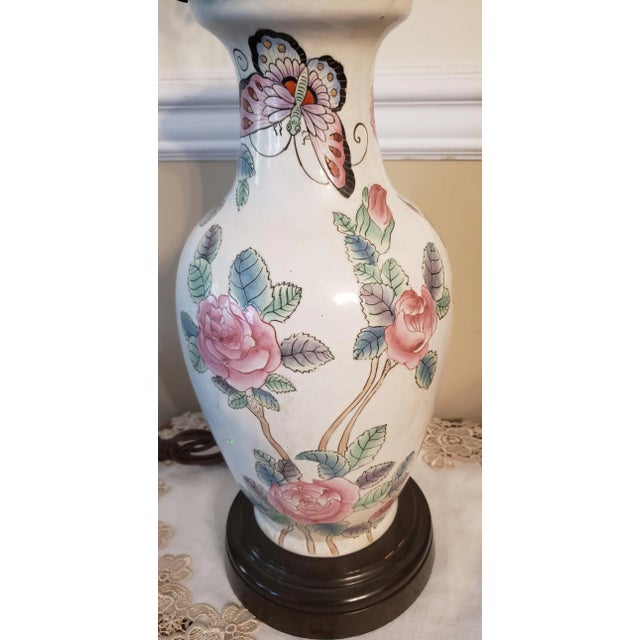 1920s Antique 1920s Jar Style Asian Enameled Porcelain Lamps - a Pair For Sale - Image 5 of 12