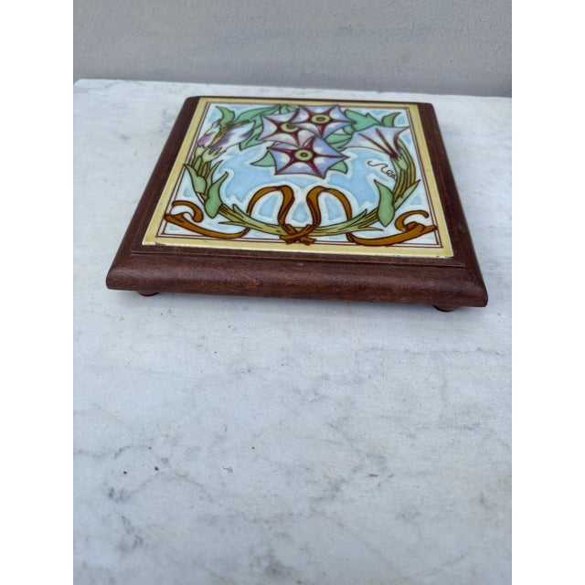 Art Nouveau Majolica Morning Glory Trivet Circa 1900 For Sale - Image 4 of 5