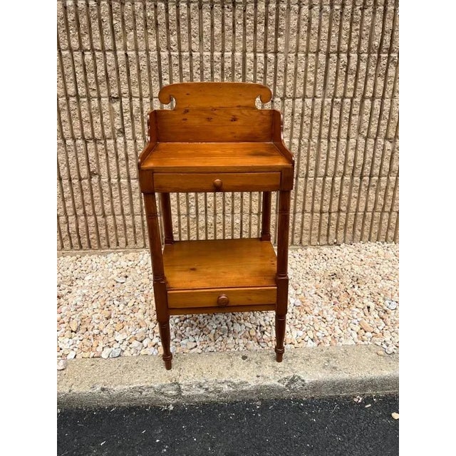 Early 20th Century Antique English Yellow Pine 2 Tier Side Table For Sale - Image 4 of 13