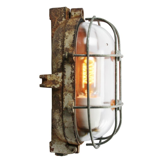 Industrial Vintage Industrial Cast Iron and Clear Glass Wall Lamps from Industria Rotterdam For Sale - Image 3 of 6