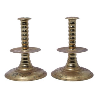 Pair of Virginia Metalcrafters Brass Colonial Williamsburg Candlesticks For Sale